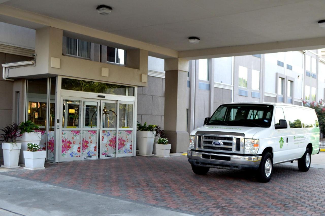 Wyndham Garden Houston Willowbrook Hotel Exterior photo